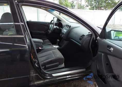 2009 Nissan Altima 2.5 S from USA, damaged, VIN 1N4AL21E59N559096